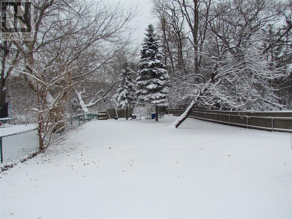 1730 Blackwell Road, Sarnia, Ontario  N7T 7H4 - Photo 5 - 22001362