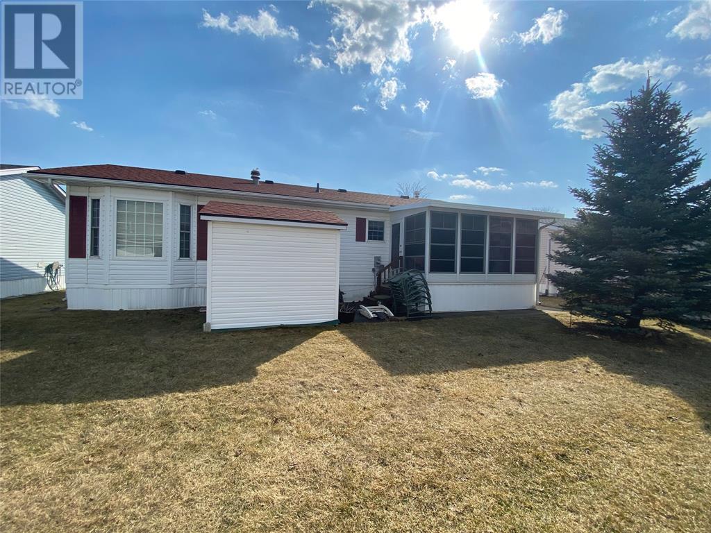 5700 Blackwell Sideroad Unit# 218, Sarnia, Ontario  N7W 1B7 - Photo 2 - 22001496