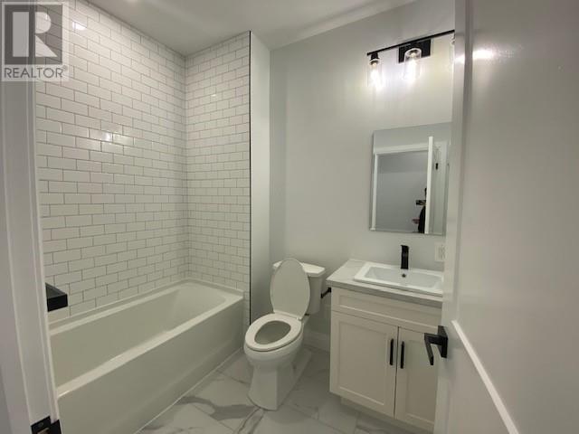 195 Essex Street, Sarnia, Ontario  N7T 0C2 - Photo 15 - 22006724