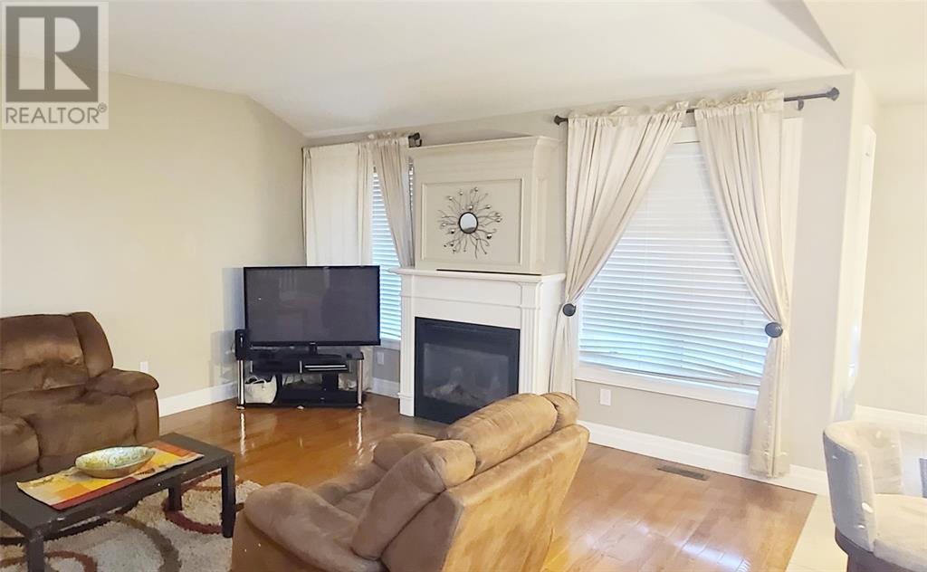 1224 Rocco Drive, Sarnia, Ontario  N7S 0C1 - Photo 10 - 22007144