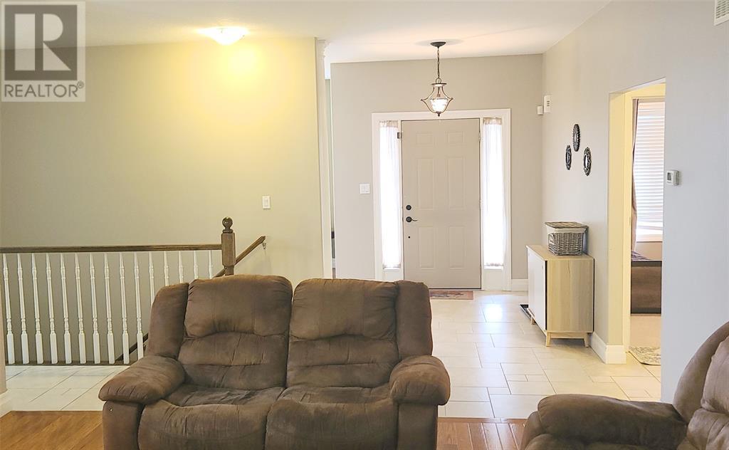 1224 Rocco Drive, Sarnia, Ontario  N7S 0C1 - Photo 12 - 22007144