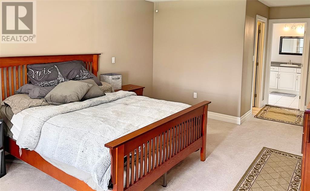 1224 Rocco Drive, Sarnia, Ontario  N7S 0C1 - Photo 13 - 22007144