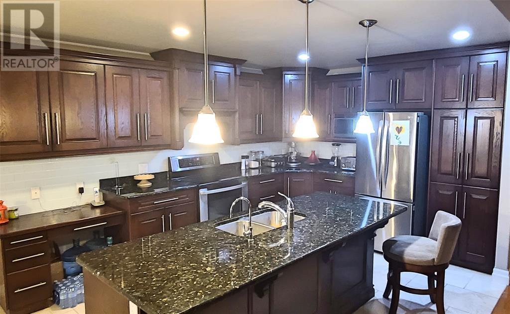 1224 Rocco Drive, Sarnia, Ontario  N7S 0C1 - Photo 8 - 22007144