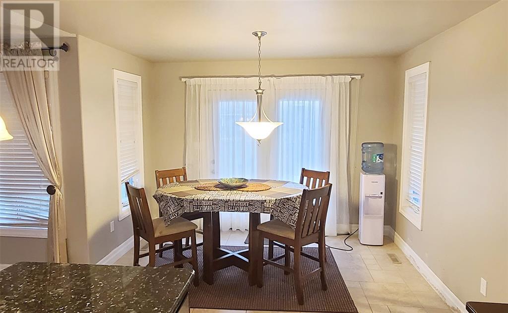 1224 Rocco Drive, Sarnia, Ontario  N7S 0C1 - Photo 9 - 22007144