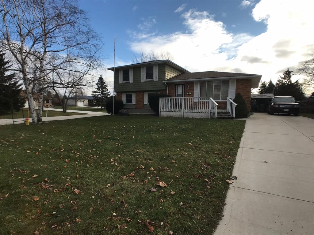 31 Palace St, Lambton Shores, Ontario  N0N 1J0 - Photo 1 - 19029301